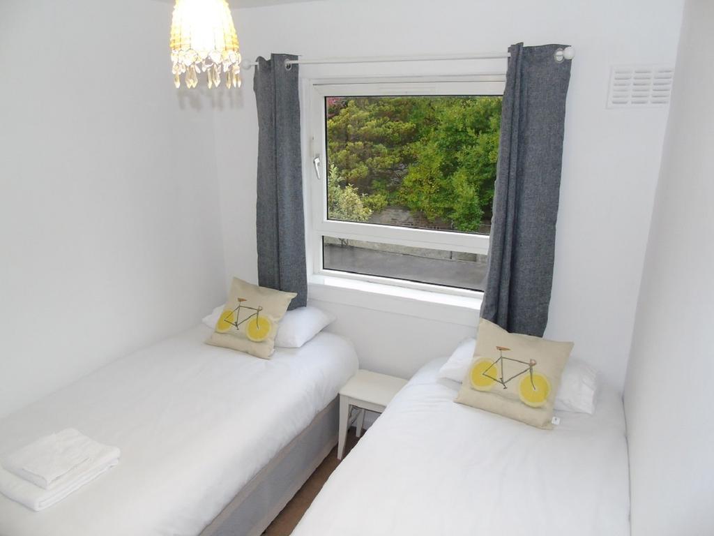 Snug - Faodail Apartment Helensburgh Bagian luar foto